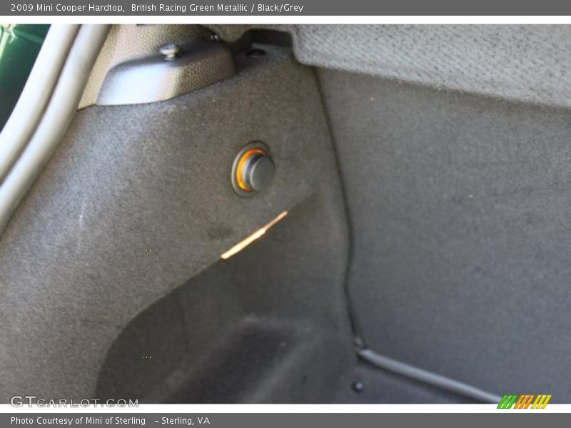 British Racing Green Metallic / Black/Grey 2009 Mini Cooper Hardtop