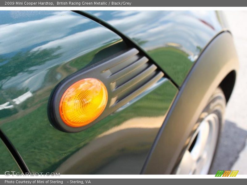 British Racing Green Metallic / Black/Grey 2009 Mini Cooper Hardtop