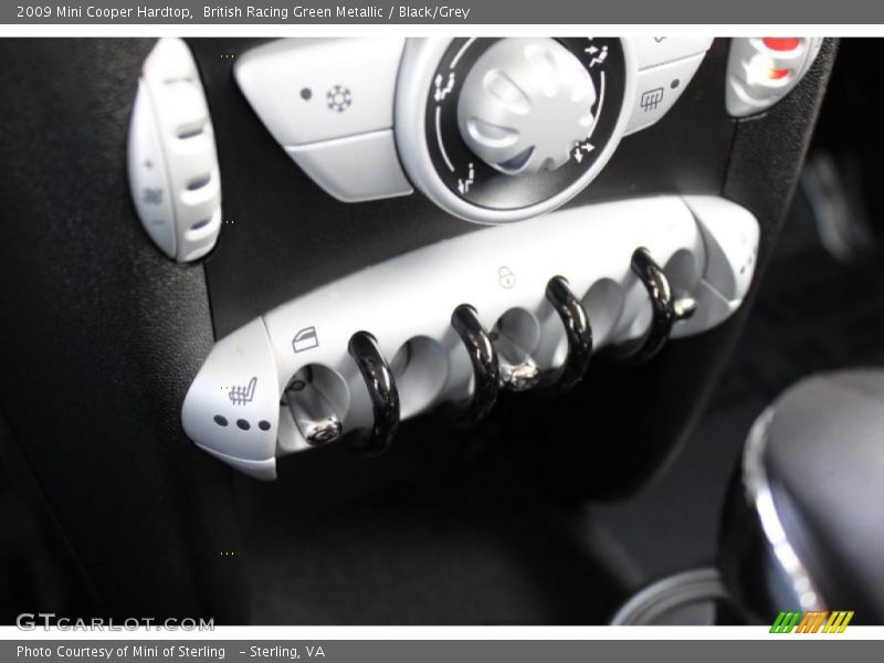 British Racing Green Metallic / Black/Grey 2009 Mini Cooper Hardtop