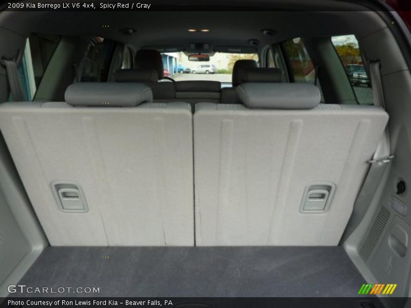  2009 Borrego LX V6 4x4 Trunk