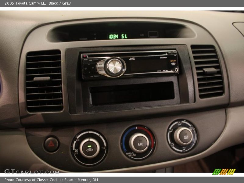 Black / Gray 2005 Toyota Camry LE