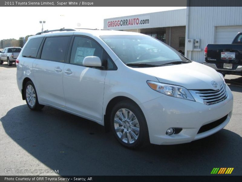 Super White / Bisque 2011 Toyota Sienna Limited
