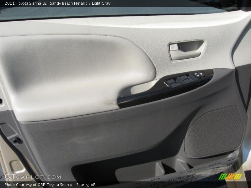 Sandy Beach Metallic / Light Gray 2011 Toyota Sienna LE