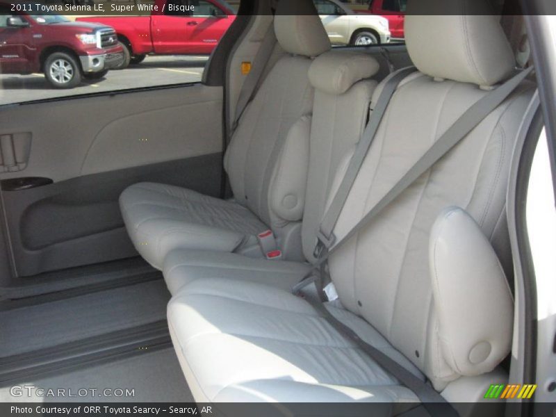 Super White / Bisque 2011 Toyota Sienna LE