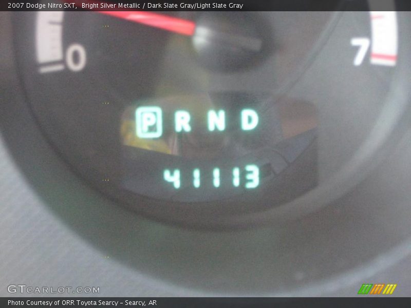 Bright Silver Metallic / Dark Slate Gray/Light Slate Gray 2007 Dodge Nitro SXT
