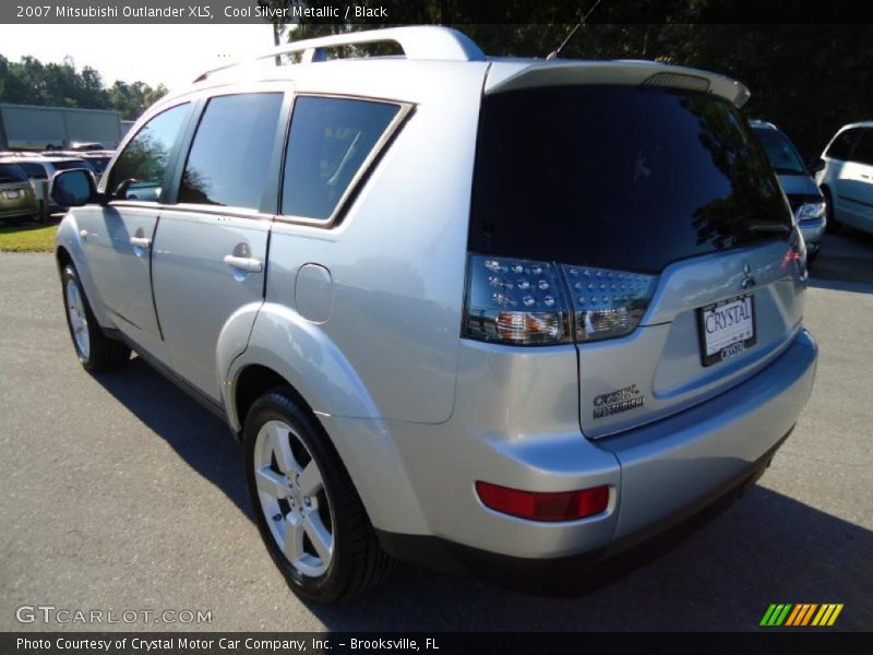 Cool Silver Metallic / Black 2007 Mitsubishi Outlander XLS