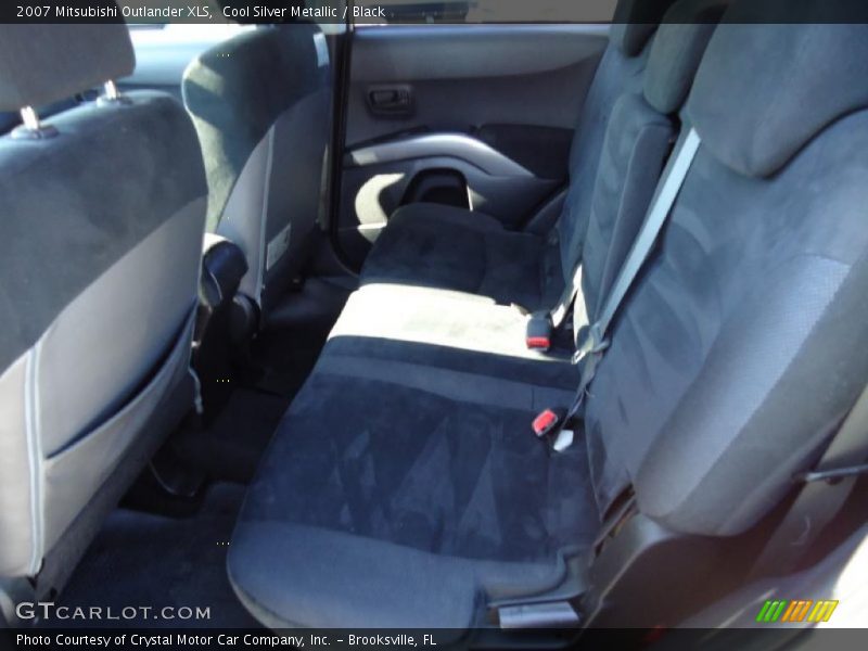 Cool Silver Metallic / Black 2007 Mitsubishi Outlander XLS