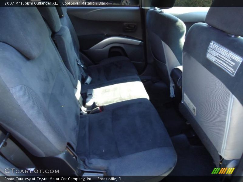 Cool Silver Metallic / Black 2007 Mitsubishi Outlander XLS