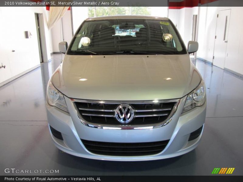 Mercury Silver Metallic / Aero Gray 2010 Volkswagen Routan SE
