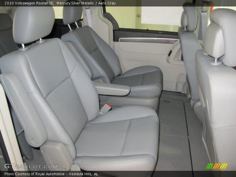 Mercury Silver Metallic / Aero Gray 2010 Volkswagen Routan SE