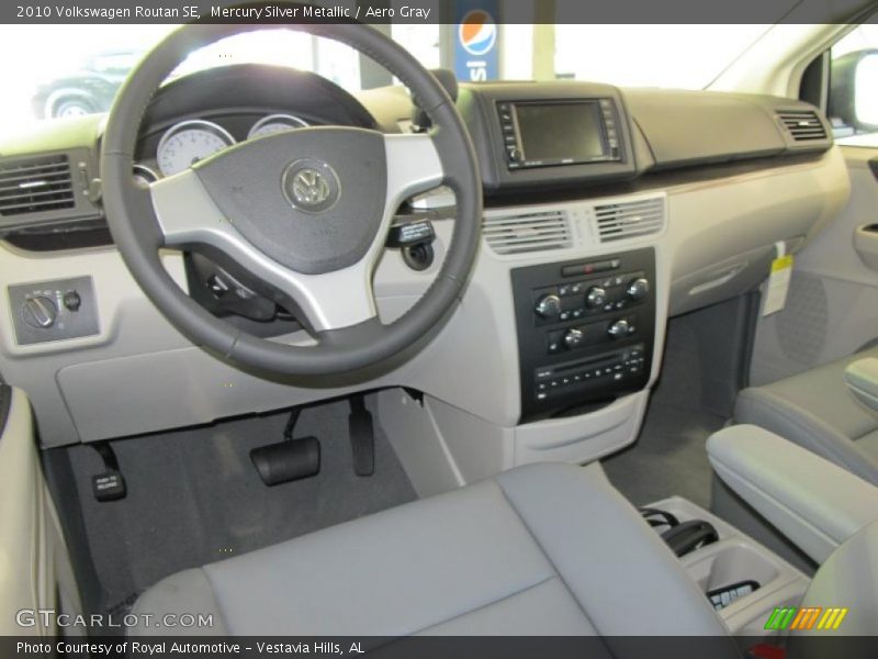 Mercury Silver Metallic / Aero Gray 2010 Volkswagen Routan SE