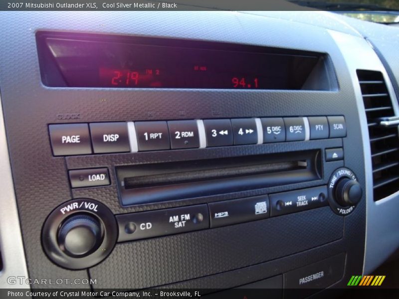 Cool Silver Metallic / Black 2007 Mitsubishi Outlander XLS