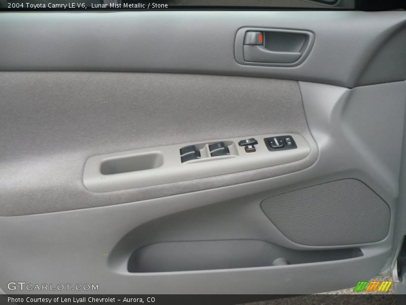 Lunar Mist Metallic / Stone 2004 Toyota Camry LE V6