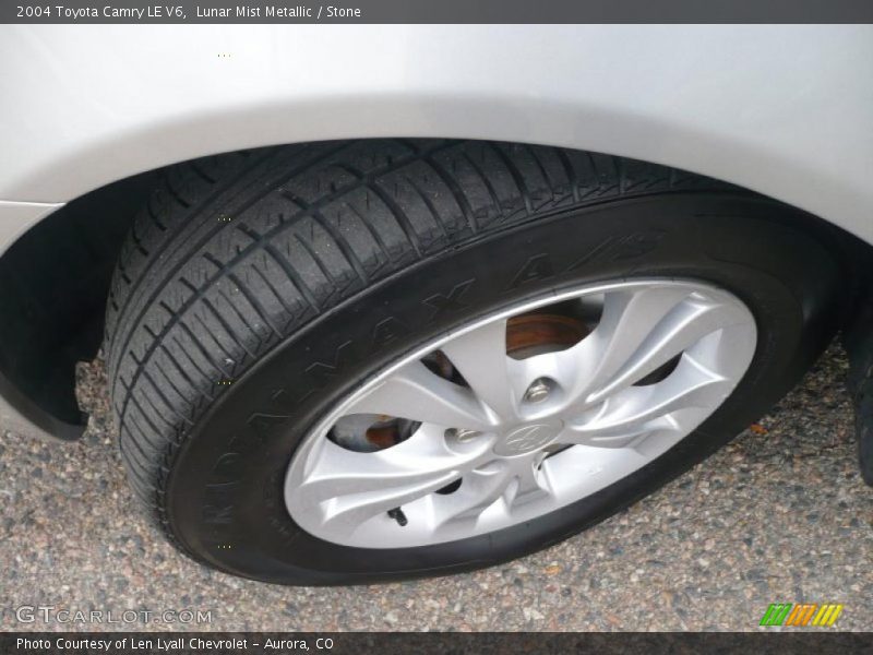 Lunar Mist Metallic / Stone 2004 Toyota Camry LE V6