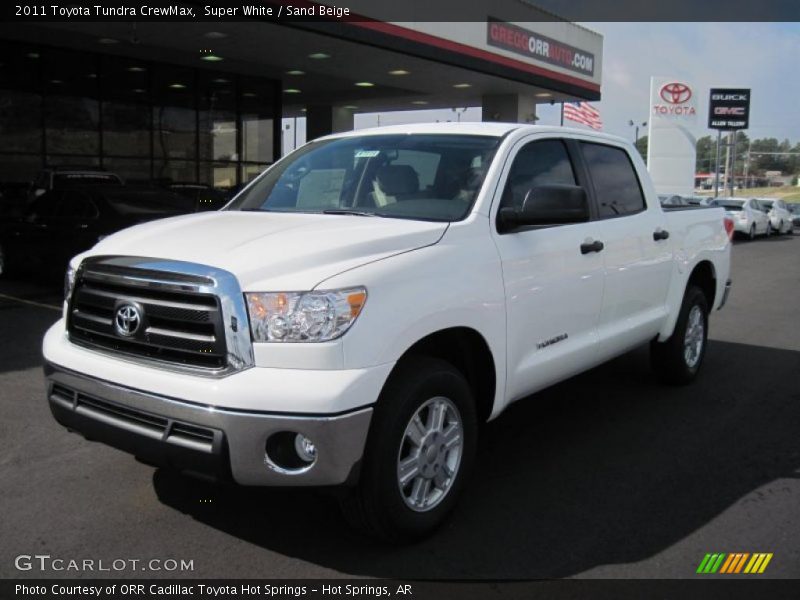 Super White / Sand Beige 2011 Toyota Tundra CrewMax