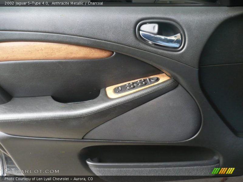 Door Panel of 2002 S-Type 4.0