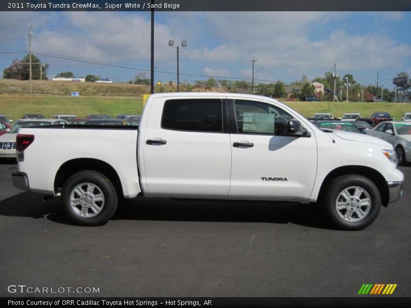 Super White / Sand Beige 2011 Toyota Tundra CrewMax