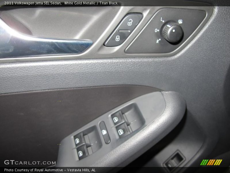 White Gold Metallic / Titan Black 2011 Volkswagen Jetta SEL Sedan