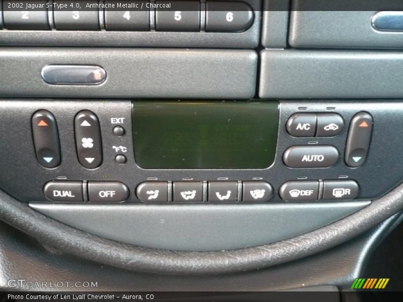 Controls of 2002 S-Type 4.0