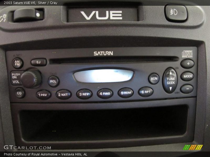 Silver / Gray 2003 Saturn VUE V6