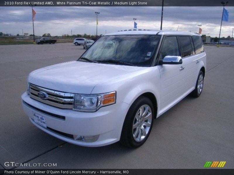 Front 3/4 View of 2010 Flex Limited AWD