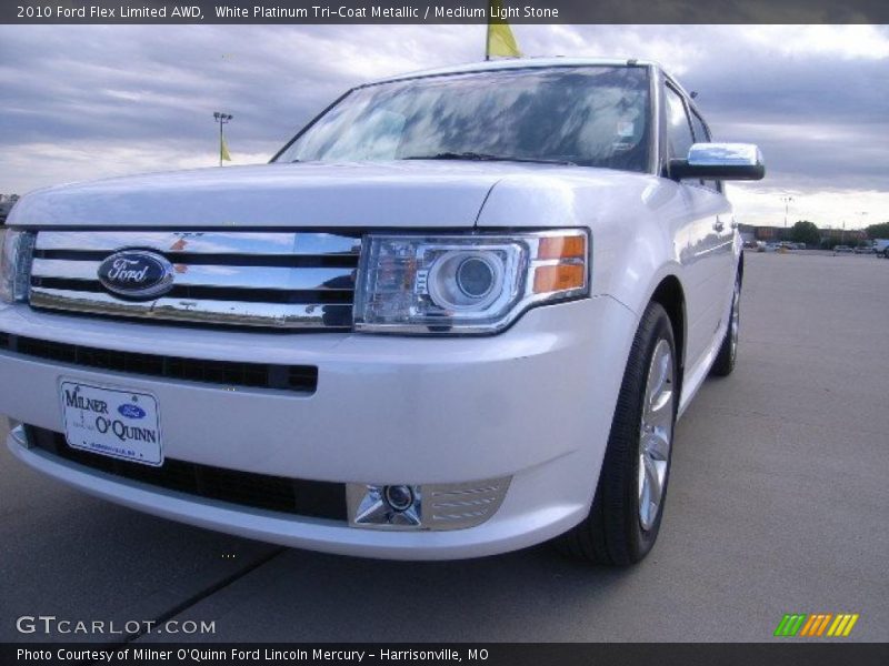 White Platinum Tri-Coat Metallic / Medium Light Stone 2010 Ford Flex Limited AWD