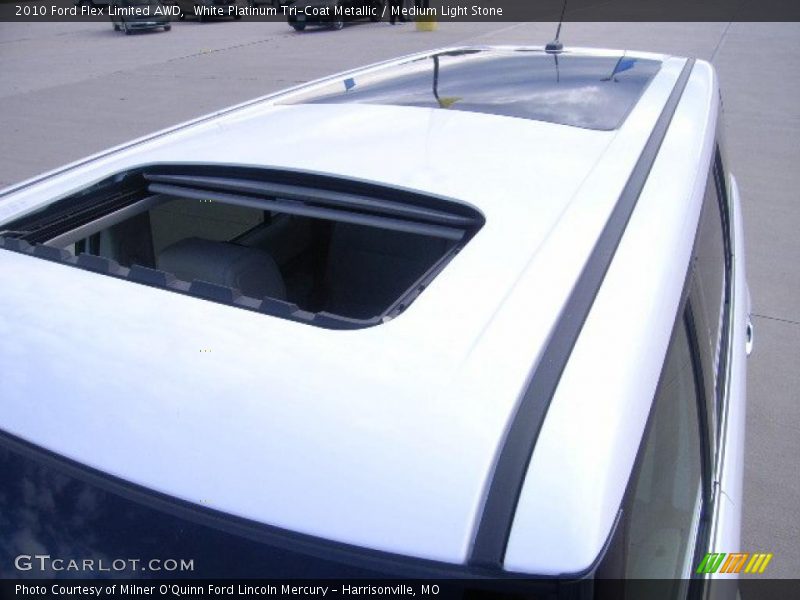 Sunroof of 2010 Flex Limited AWD