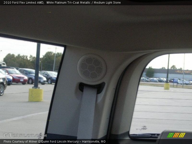 White Platinum Tri-Coat Metallic / Medium Light Stone 2010 Ford Flex Limited AWD