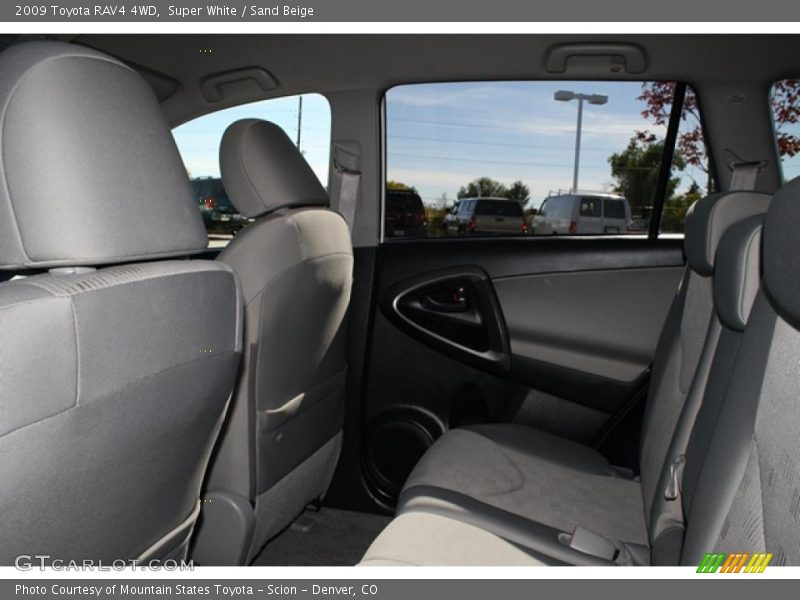 Super White / Sand Beige 2009 Toyota RAV4 4WD