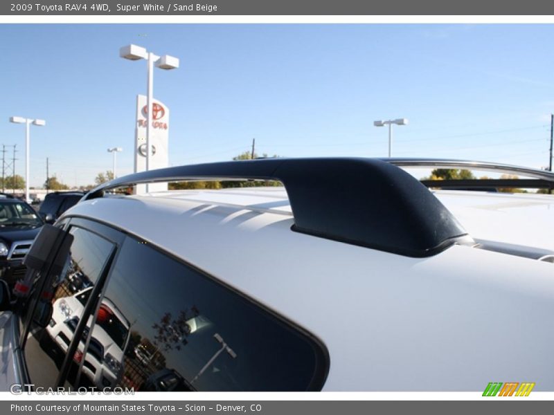 Super White / Sand Beige 2009 Toyota RAV4 4WD