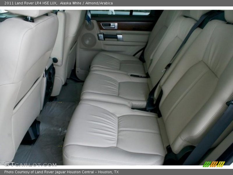  2011 LR4 HSE LUX Almond/Arabica Interior