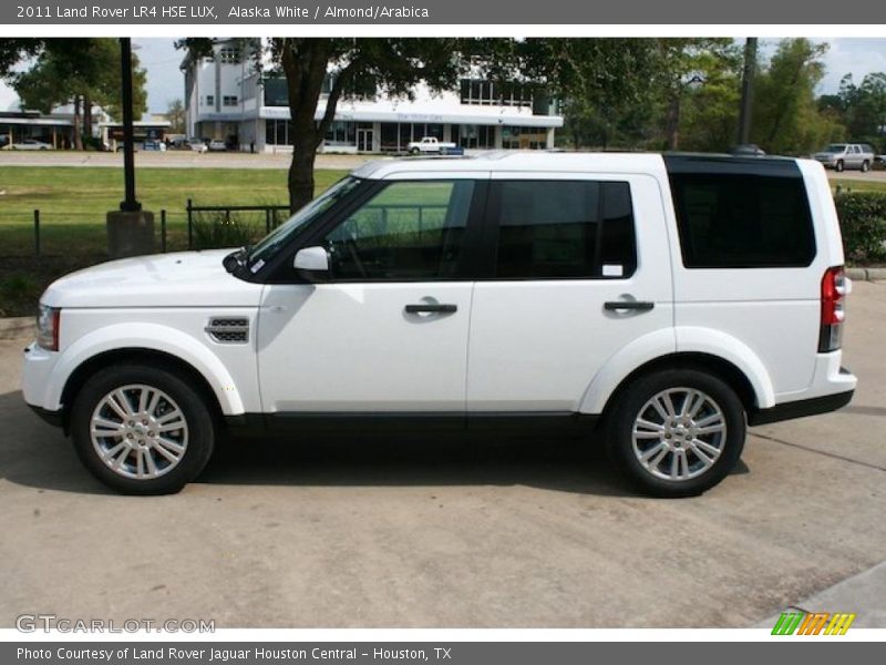 Alaska White / Almond/Arabica 2011 Land Rover LR4 HSE LUX