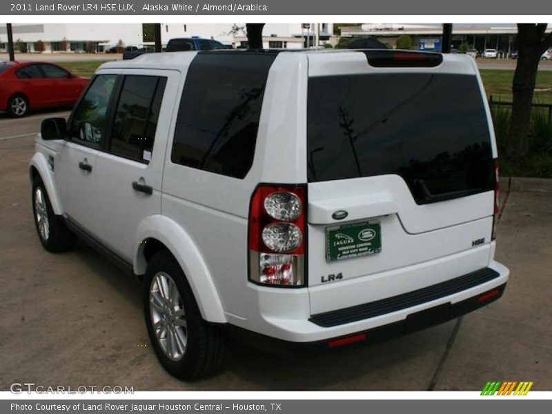Alaska White / Almond/Arabica 2011 Land Rover LR4 HSE LUX