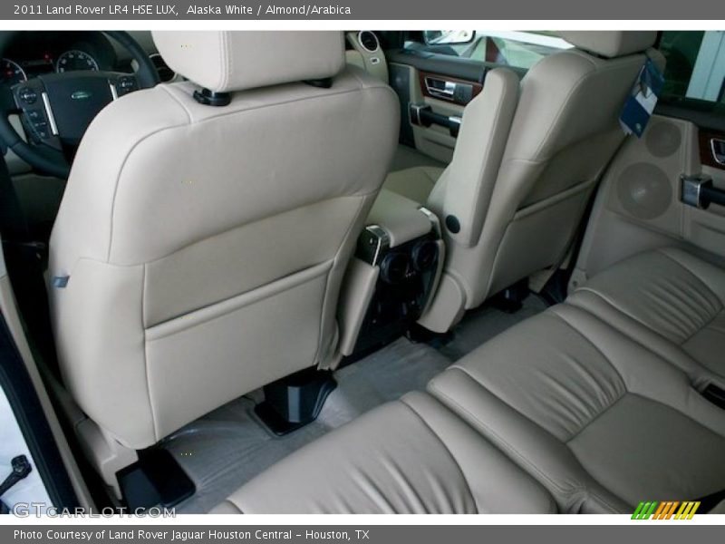  2011 LR4 HSE LUX Almond/Arabica Interior