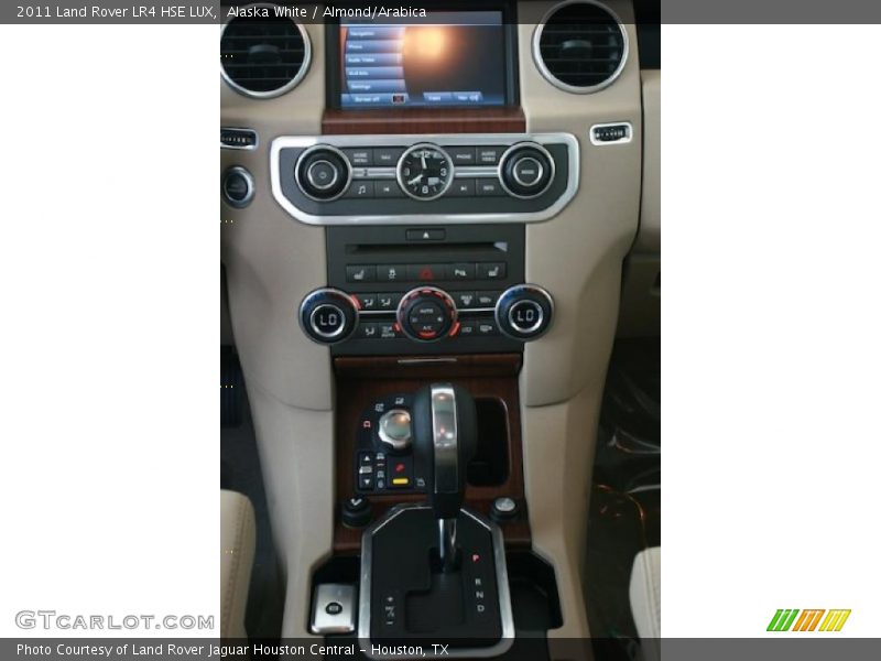Controls of 2011 LR4 HSE LUX