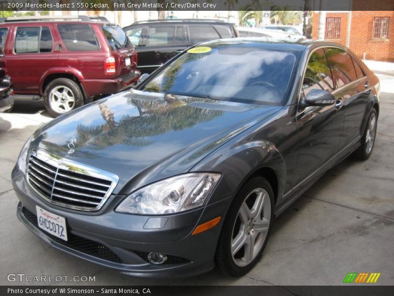 Flint Grey Metallic / Grey/Dark Grey 2009 Mercedes-Benz S 550 Sedan