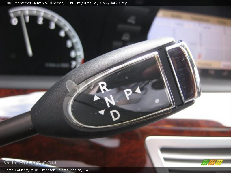 Flint Grey Metallic / Grey/Dark Grey 2009 Mercedes-Benz S 550 Sedan