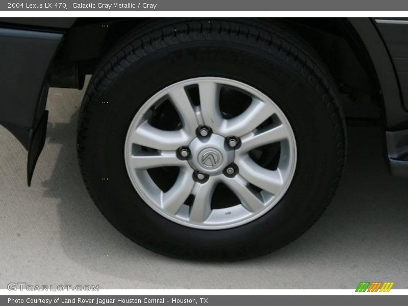  2004 LX 470 Wheel
