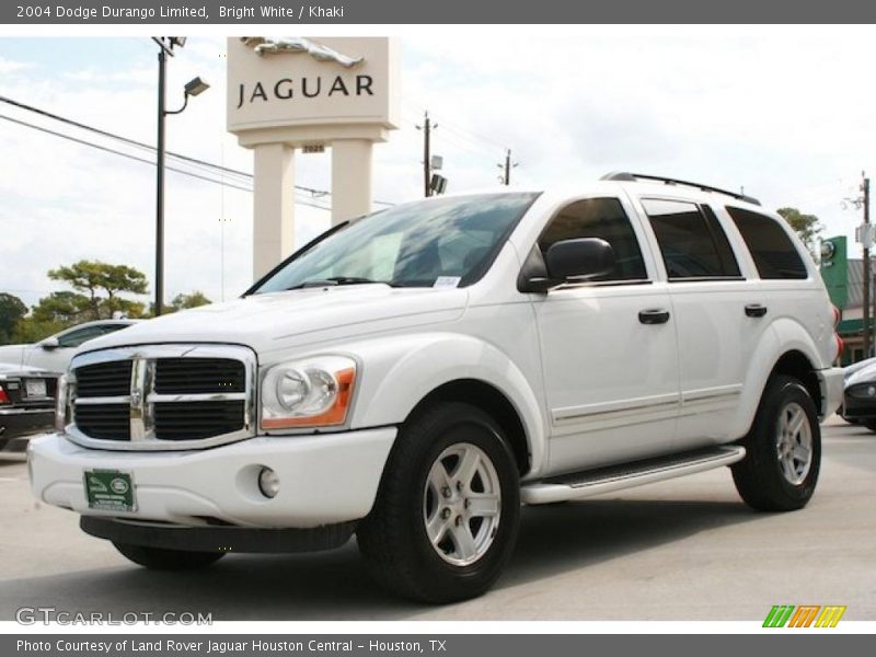Front 3/4 View of 2004 Durango Limited