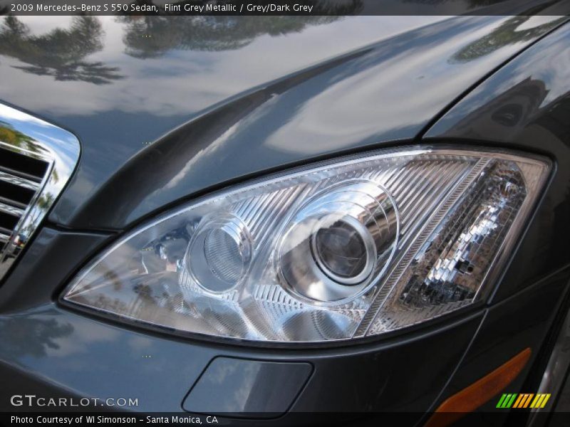 Flint Grey Metallic / Grey/Dark Grey 2009 Mercedes-Benz S 550 Sedan