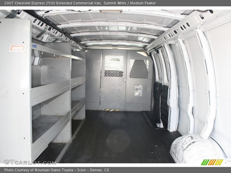  2007 Express 2500 Extended Commercial Van Trunk