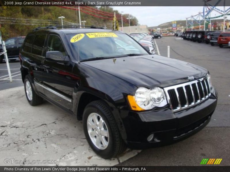 Front 3/4 View of 2008 Grand Cherokee Limited 4x4