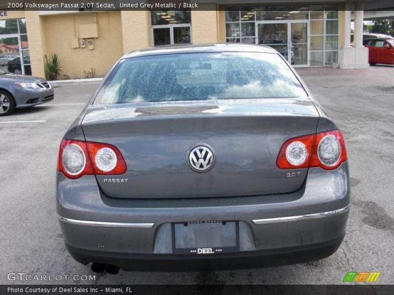 United Grey Metallic / Black 2006 Volkswagen Passat 2.0T Sedan
