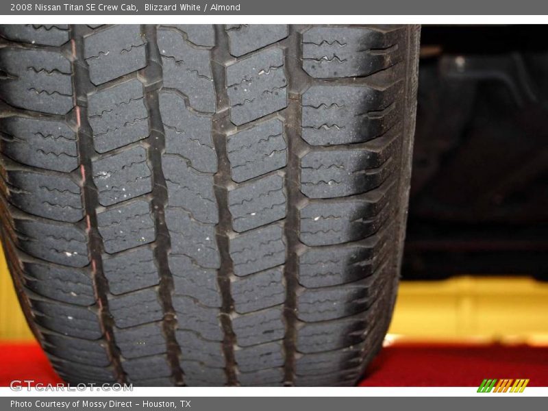 Blizzard White / Almond 2008 Nissan Titan SE Crew Cab