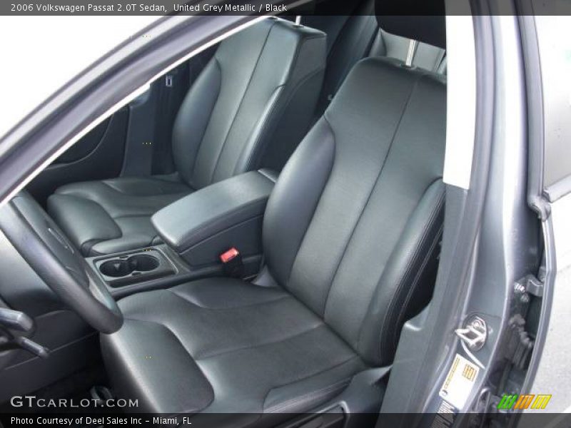 United Grey Metallic / Black 2006 Volkswagen Passat 2.0T Sedan