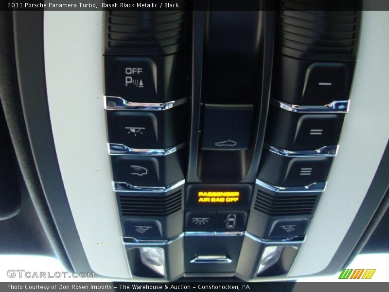 Controls of 2011 Panamera Turbo