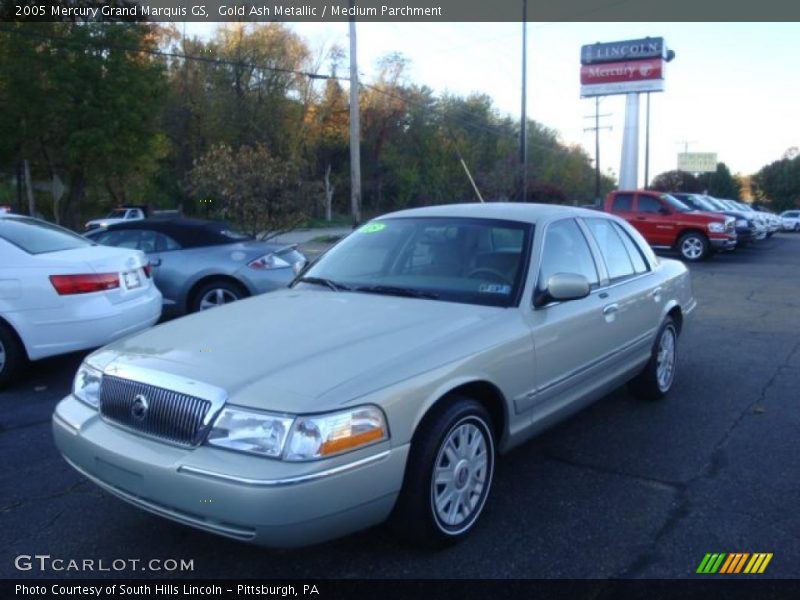 Gold Ash Metallic / Medium Parchment 2005 Mercury Grand Marquis GS