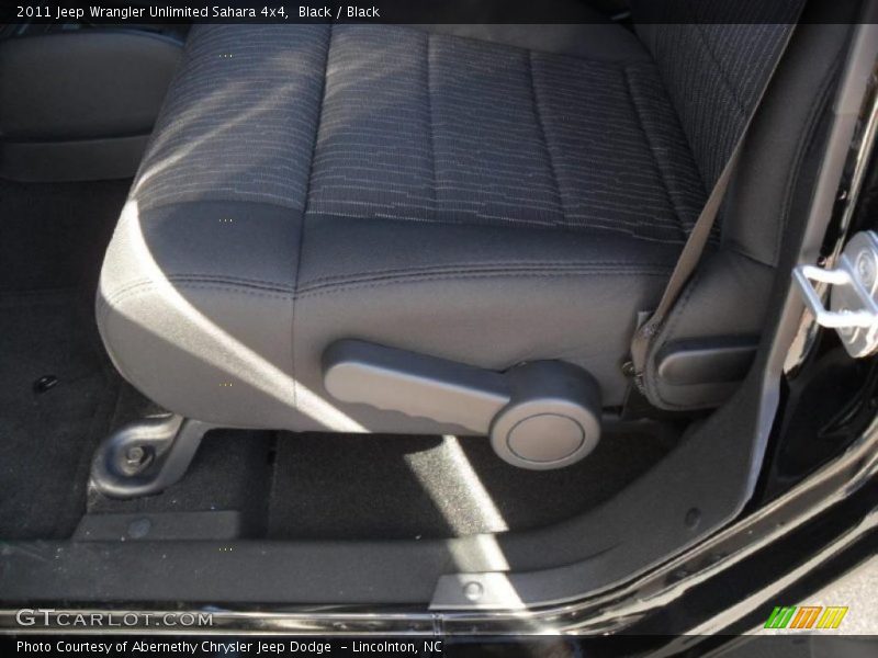  2011 Wrangler Unlimited Sahara 4x4 Black Interior