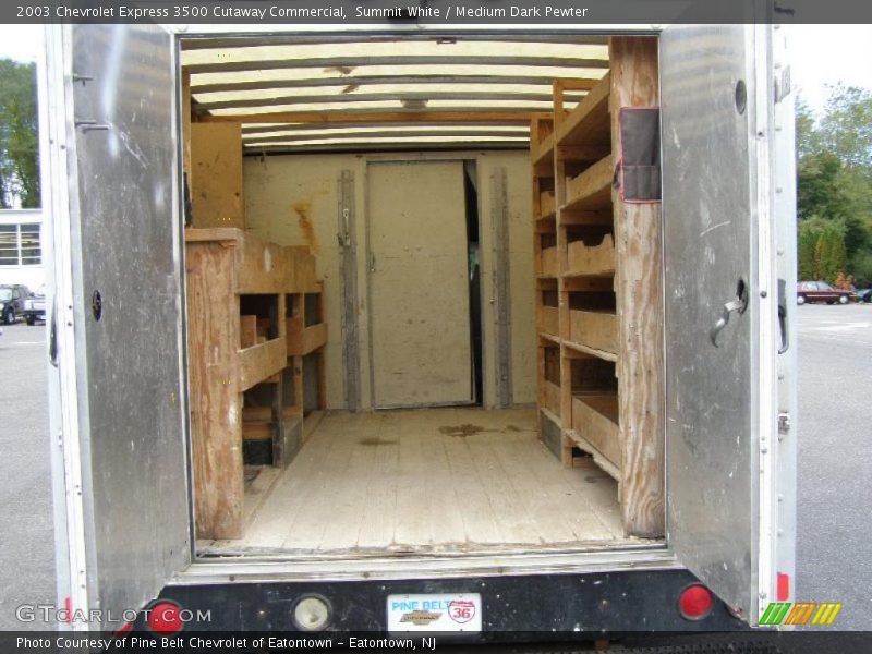 Summit White / Medium Dark Pewter 2003 Chevrolet Express 3500 Cutaway Commercial
