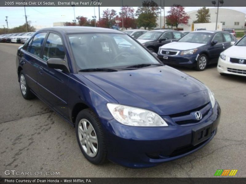 Front 3/4 View of 2005 Civic LX Sedan